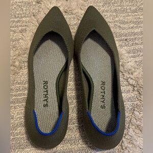 Rothy’s The Point flat